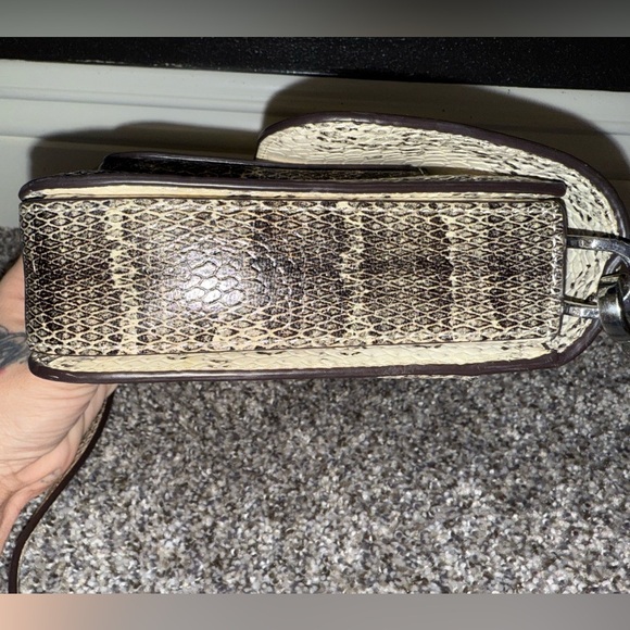 Michael Kors snake Sloan shoulder crossbody bag - Picture 4 of 16
